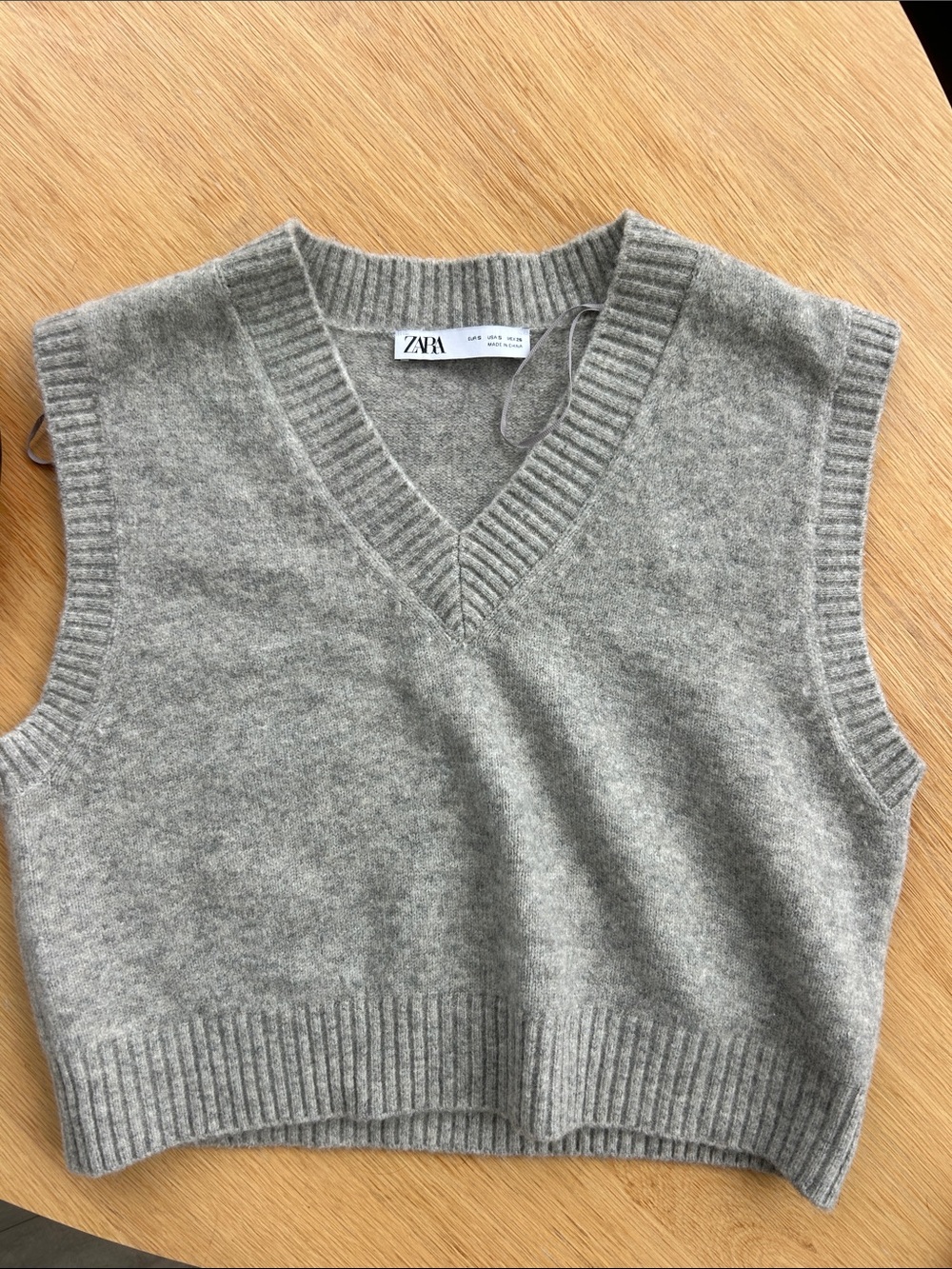 ZARA Light Gray V-Neck Knit Sweater Vest